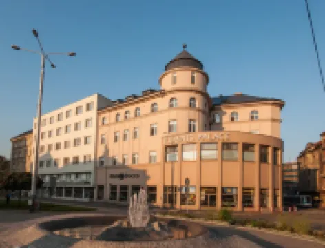 Kampus Palace Hotels in der Nähe von Obchodní a zábavní centrum Horník