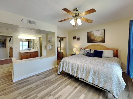 Greenbrier Getaway Whispering Pines 524