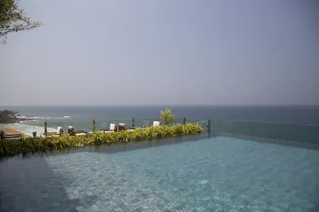 Crystal Sands Hikkaduwa