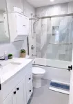 Lux Apartment on Hill Close to SF Hotels in Daly City