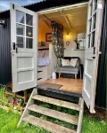Shepherd Hut Glamping in Northumberland Hotels in Heddon-on-the-Wall