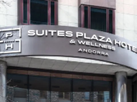 Suites Plaza Hotel & Wellness Andorra 聖埃斯特維教堂附近的飯店