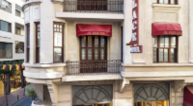 ATİK PALACE HOTEL 보몬티아다 주변 호텔