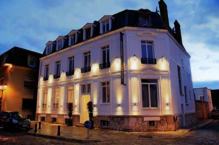 Le César Hôtel