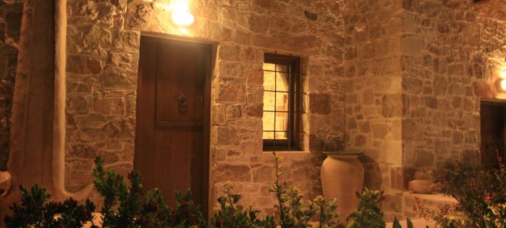 Lithos Traditional Guest Houses Hotele w: Sitia