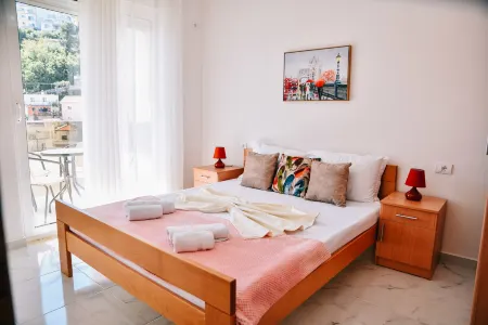 Riva Luxury Отели в г. Улцинь