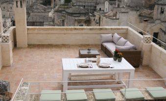 Le Tre VIE Apartment & Room