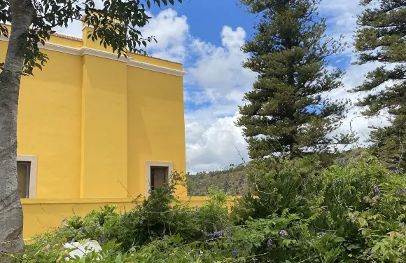 阿拉馬河堤俱樂部