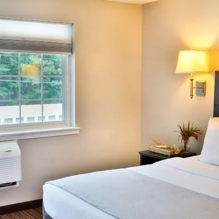 Align Inn Vermont Hotels in Quechee