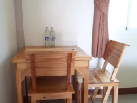 โดม รีสอร์ท โรงแรมในอำเภอ เสนา