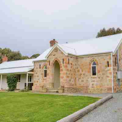 Bungaree Station Hotel Exterior