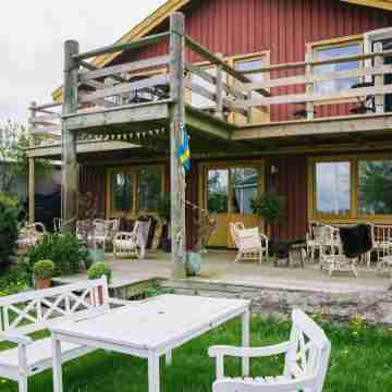 Brännö Varv Bed & Breakfast Hotel Exterior