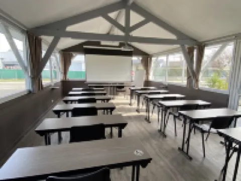 Hotel Wood Inn Bordeaux Aéroport Hotels in Merignac