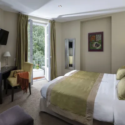 La Place Boutique Hotel Hotels near Le Fort Carre