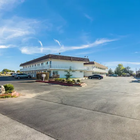 Motel 6 Moses Lake, WA