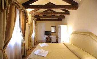 Alla Vigna - Room Only
