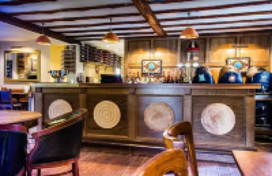 皇冠&潘趣酒杯住宿