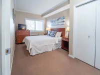 The Cove of Lake Geneva Hotels in Walworth County