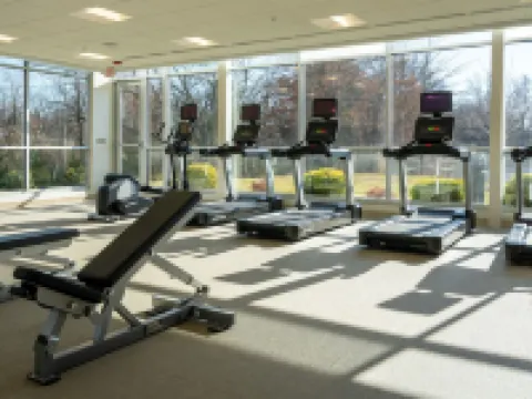 SpringHill Suites Woodbridge 伍德布里奇酒店