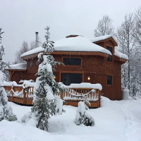 Moose Lodge and Cabins by Bretton Woods Vacations