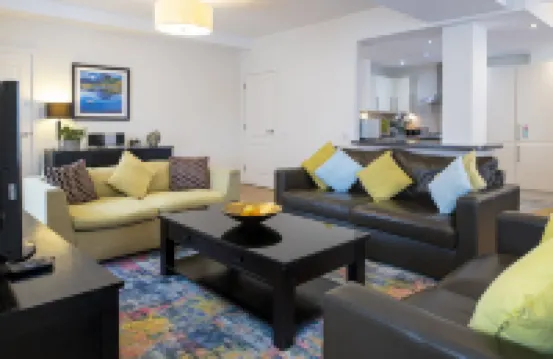 因佛內斯城市套房酒店 酒店