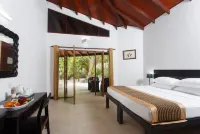 Embudu Village Resort Hôtels à : Vaadhoo