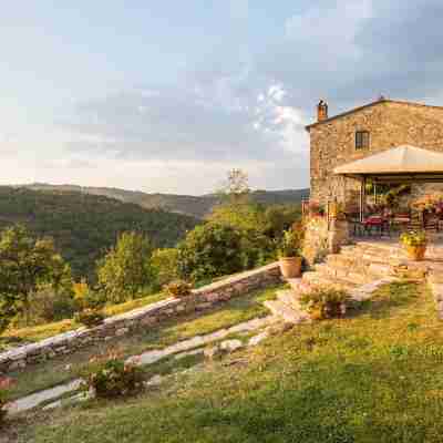 Borgo Livernano Hotel Exterior