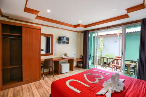 Sang Aroon Bungalow - 2-Star