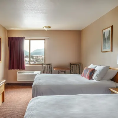 Whitewater Inn Hotels near Big Sky Resort