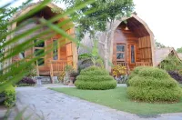 Ekas Garden Bungalow Hotel a Pemongkong