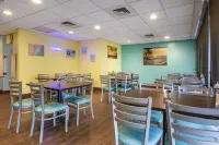 Tropical Winds Resort Hotel - Breakfast