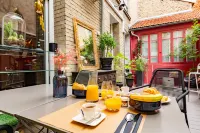Hôtel Azur - servizio colazione