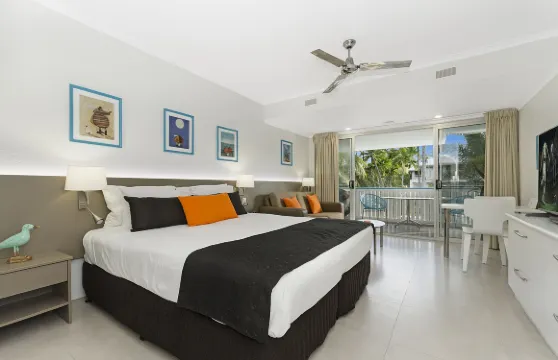 通過海道格拉斯港公寓