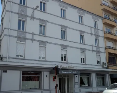 Brit Hotel Roanne - le Grand Hôtel Hotels in Roanne