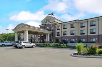 Holiday Inn Express & Suites Washington - Meadow Lands