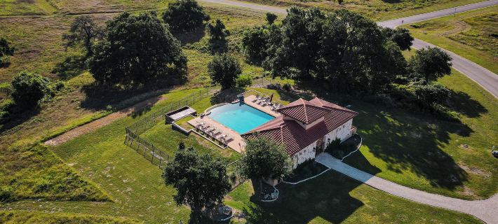 The Vineyard at Florence Hotels in Williamson County