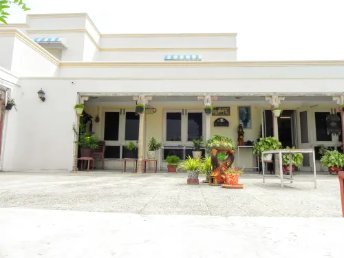Hotel Kishan Kunj - Pet friendly