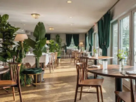 Kenoza Hall Hotels in Delaware