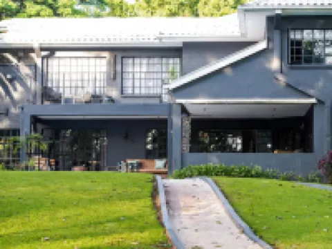 Latitude 13 Degrees Hotels in Lilongwe