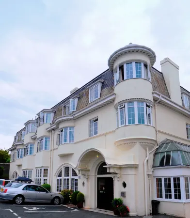 The Headland Hotel & Spa Отели в г. Торки