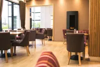 La Mon Hotel & Country Club - Frühstück
