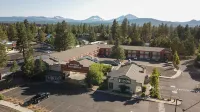 Sisters Inn & Suites Hotels in Camp Sherman