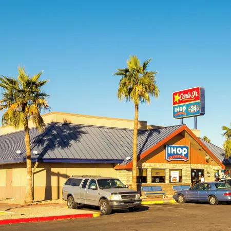 Travelers Inn - Phoenix
