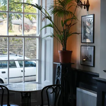 Number 8 the Townhouse Отели рядом с достопримечательностью «Гилдхолл»