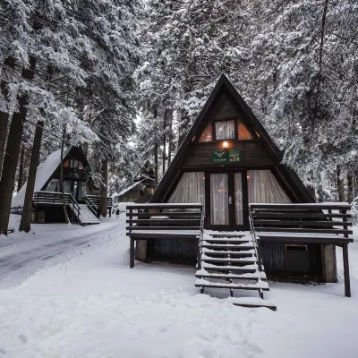 Yagoda & Malina Villas Hotels near Lift Yastrebets