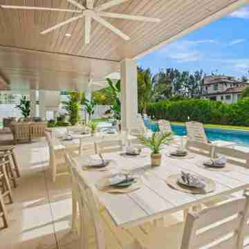 Siesta Sun Sets Dining/Meeting Rooms