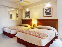 Hotel y Suites Nader โรงแรมใกล้ถนน Tulum Avenue