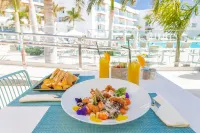 Hotel Lava Beach - breakfast