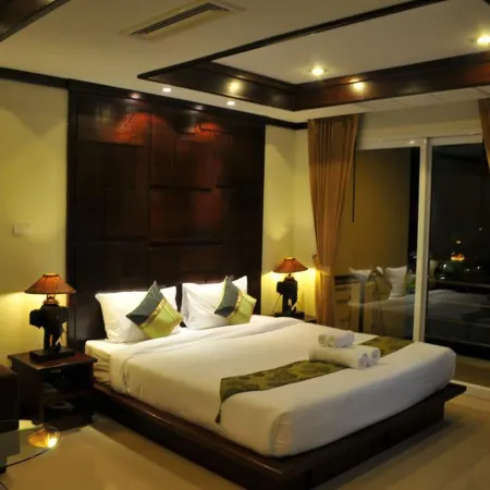 Boonjumnong Modern Apartment