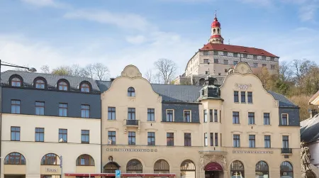 Hotel U Beránka Náchod Отели в г. Олешніце в Орліцкіх горах